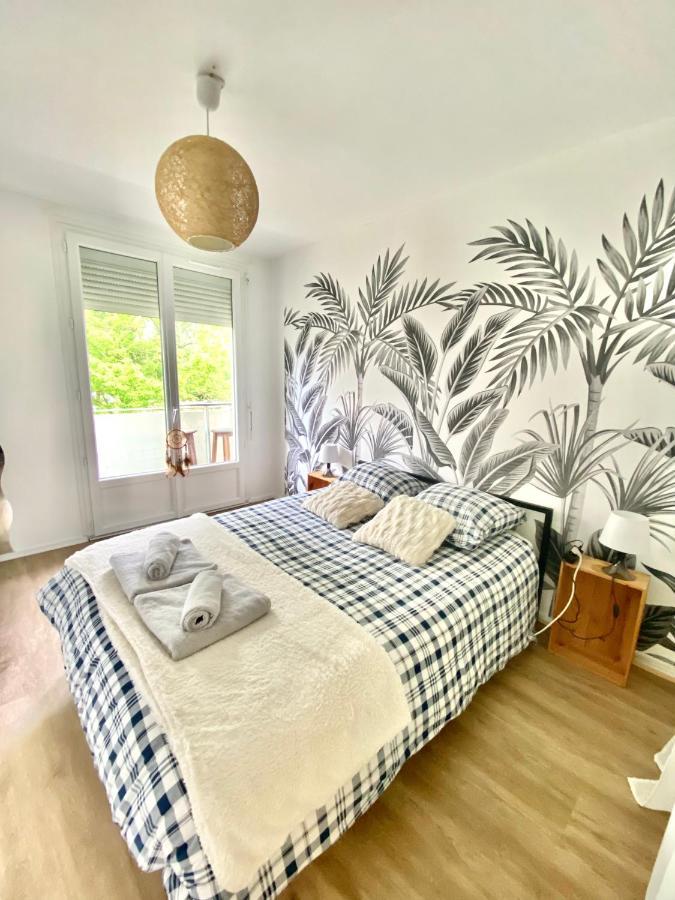 Superbe Appartement Au Calme Avec Parking Gratuit. Mérignac Екстериор снимка