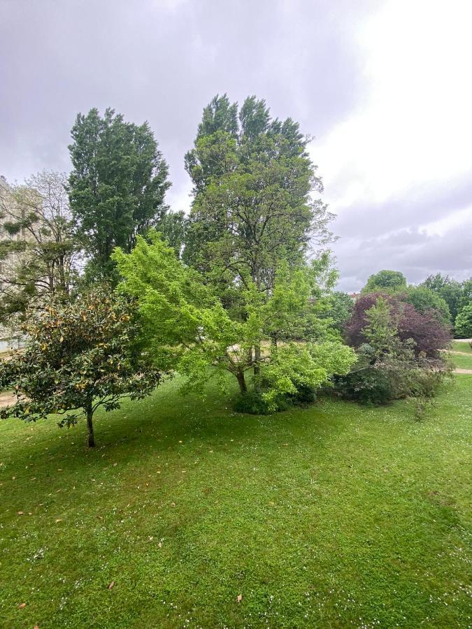 Superbe Appartement Au Calme Avec Parking Gratuit. Mérignac Екстериор снимка